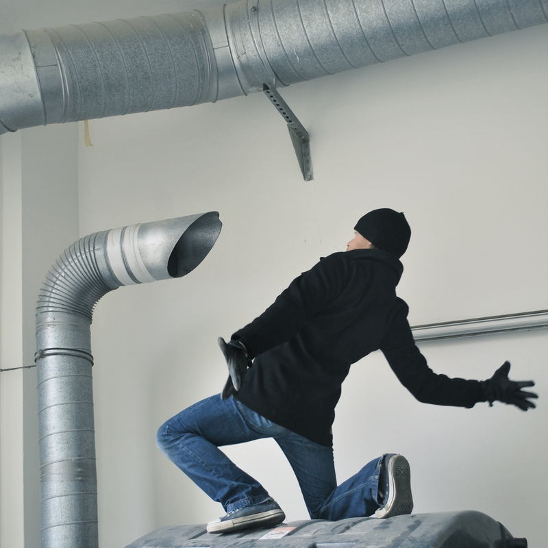 Speaking Tube needed? [Photo: kallejipp | photocase.com]